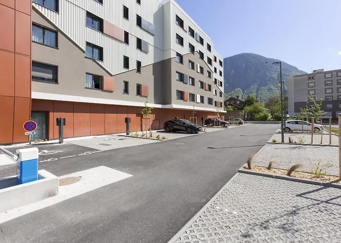 Neho Suites Saint Jean De Maurienne